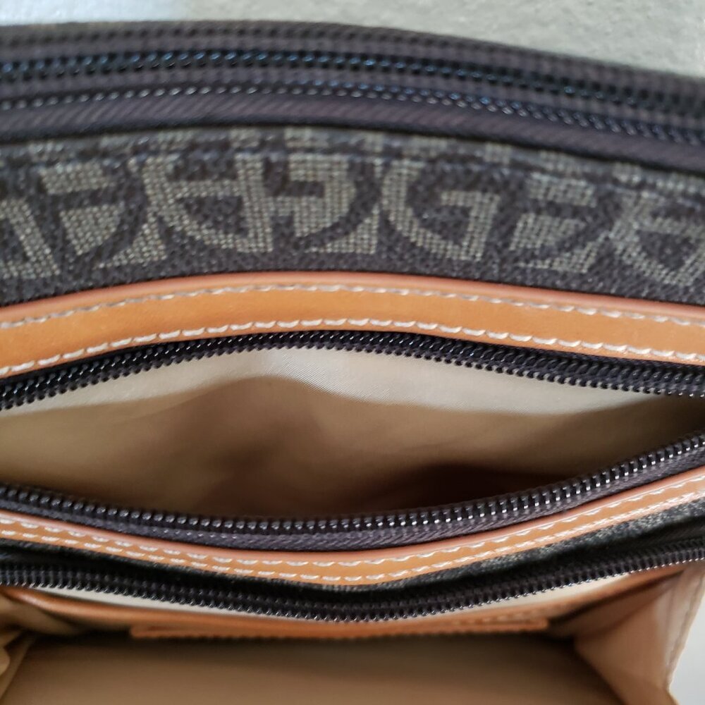 Giani Bernini Bag - Picture 7 of 16